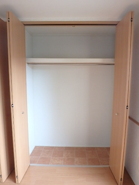 ��ʌ��k�����S�ɓޒ��h�U���ڂ̃A�p�[�g�̎��[