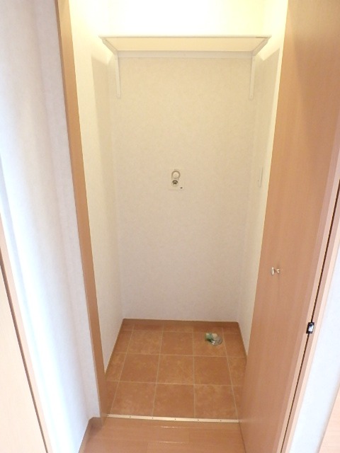 ��ʌ��k�����S�ɓޒ��h�U���ڂ̃A�p�[�g�̂��̑�