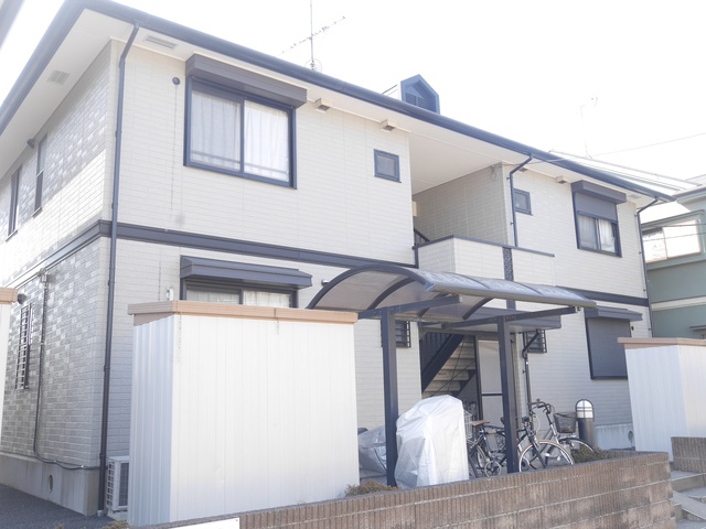 ��ʌ��k�����S�ɓޒ��h�U���ڂ̃A�p�[�g�̌����O��