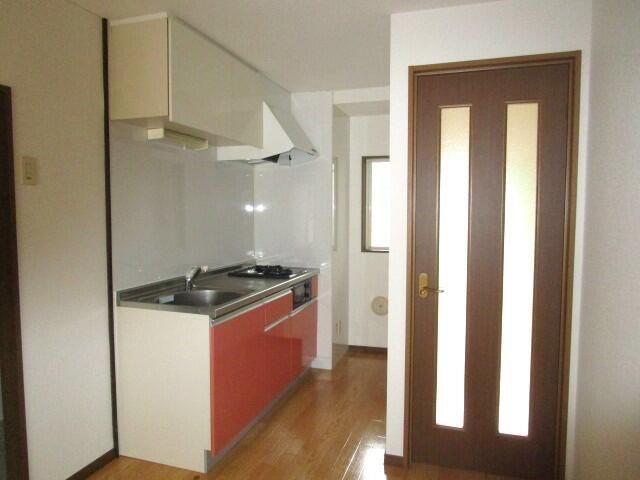 ��ʌ��������܎s�����攪���q�R���ڂ̃A�p�[�g�̂��̑��ݔ�