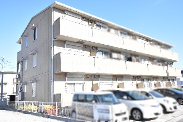 ��ʌ��z�J�s���C�N�^�E���T���ڂ̃A�p�[�g�̌����O��