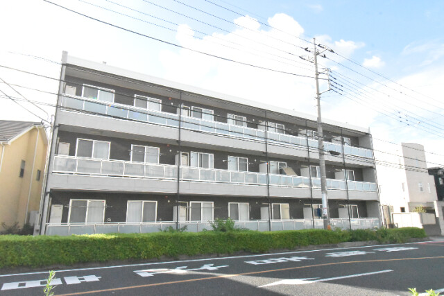 ��ʌ�����s����S���ڂ̃}���V�����̌����O��