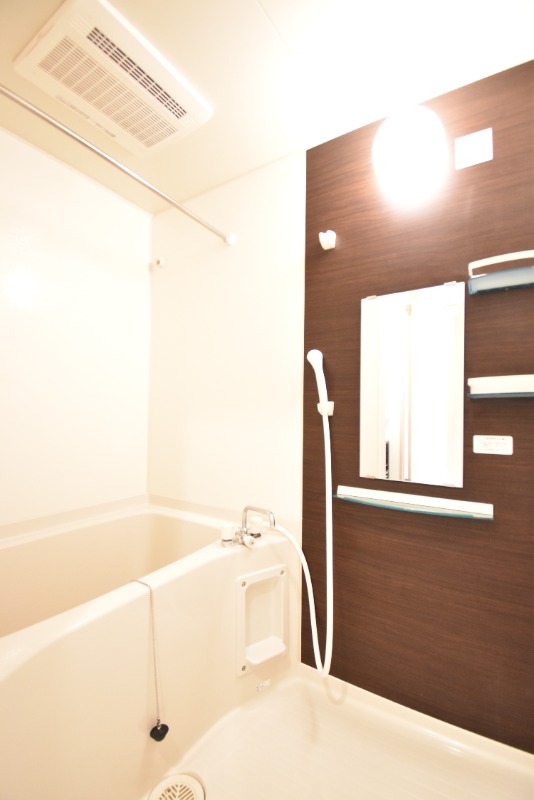 ��ʌ�����s����S���ڂ̃}���V�����̃o�X