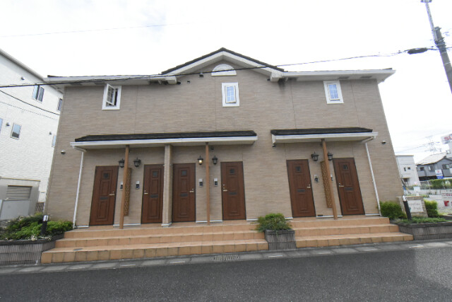 ��ʌ��������܎s�����擌��{�U���ڂ̃A�p�[�g�̌����O��