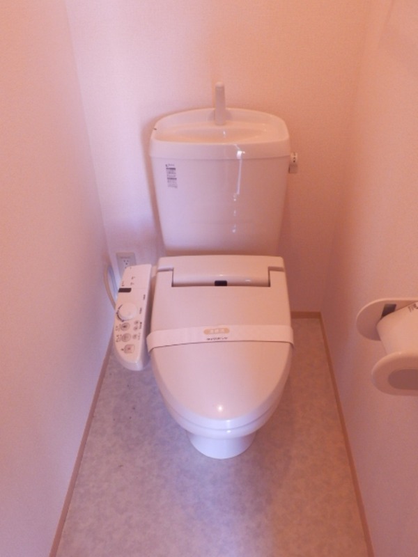 ��ʌ��������܎s��{��O���Q���ڂ̃e���X�n�E�X�̃g�C��