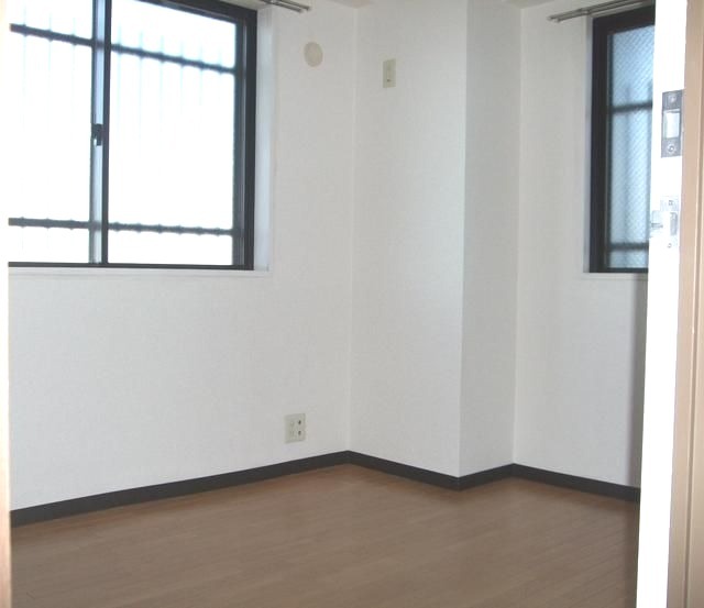 ��ʌ�����s������T���ڂ̃}���V�����̂��̑������E�X�y�[�X