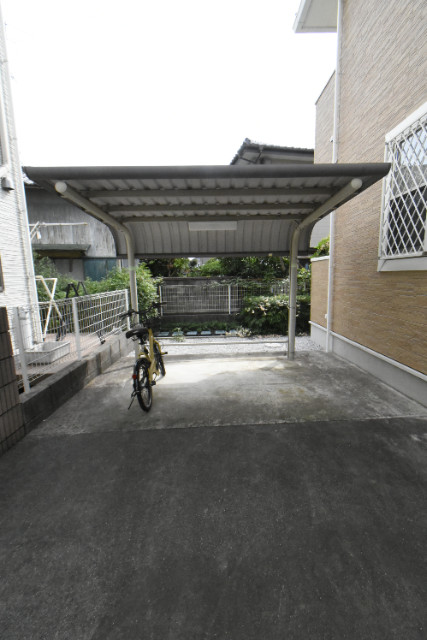 ��ʌ��������܎s�����擌��{�U���ڂ̃A�p�[�g�̂��̑�