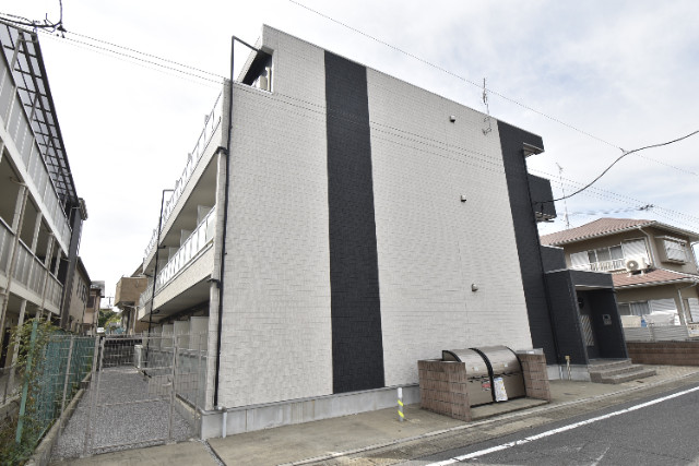 ��ʌ��������܎s�k����i���Q����863-1�̃}���V�����̌����O��