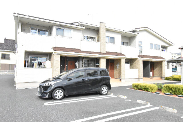 ��ʌ��z�J�s�����Q���ڂ̃A�p�[�g�̌����O��