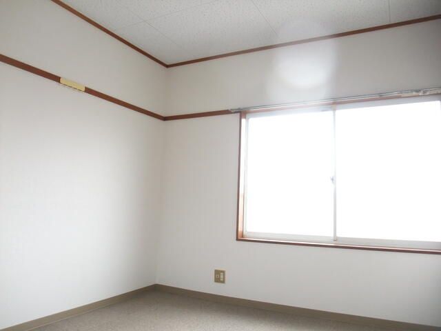 ��ʌ��������܎s�����擌��{�T���ڂ̃A�p�[�g�̋��ԁE���r���O