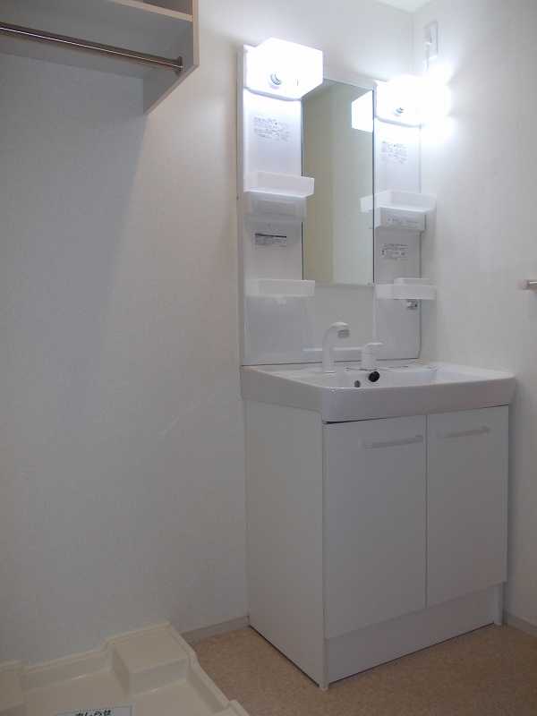 ��ʌ��z�J�s�����Q���ڂ̃A�p�[�g�̐��ʏ�