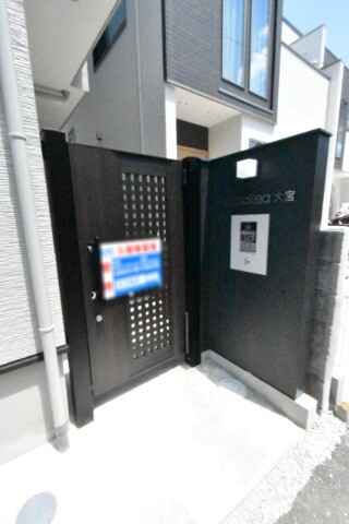 ��ʌ��������܎s��{��听���P���ڂ̃A�p�[�g�̃G���g�����X