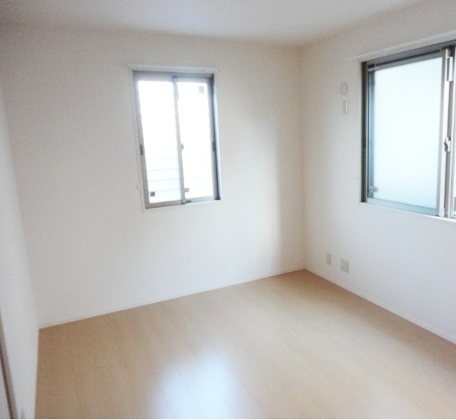 ��ʌ��������܎s�k��g�쒬�P���ڂ̃A�p�[�g�̂��̑������E�X�y�[�X