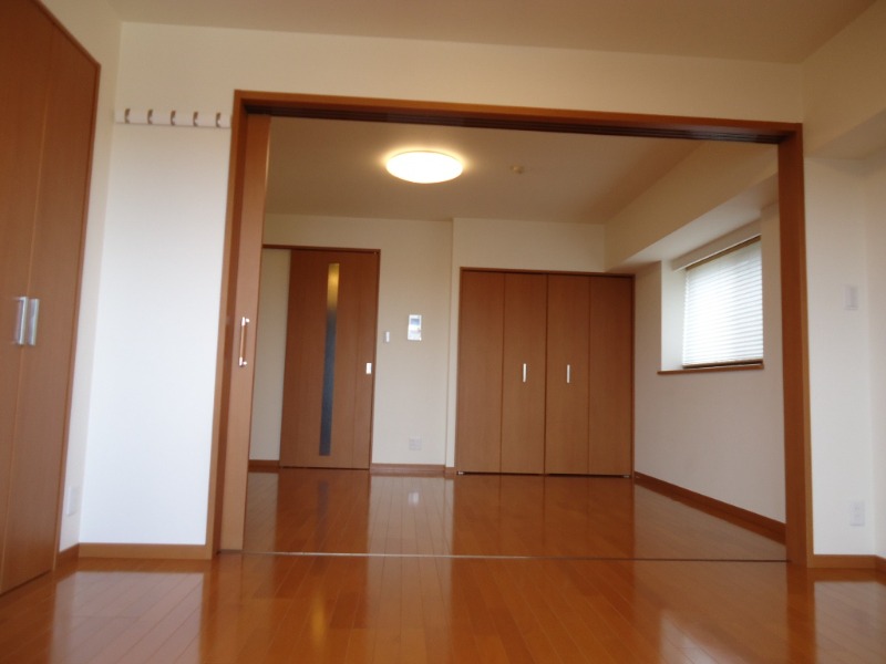 ��ʌ��������܎s��{���Ԓ��Q���ڂ̃}���V�����̋��ԁE���r���O