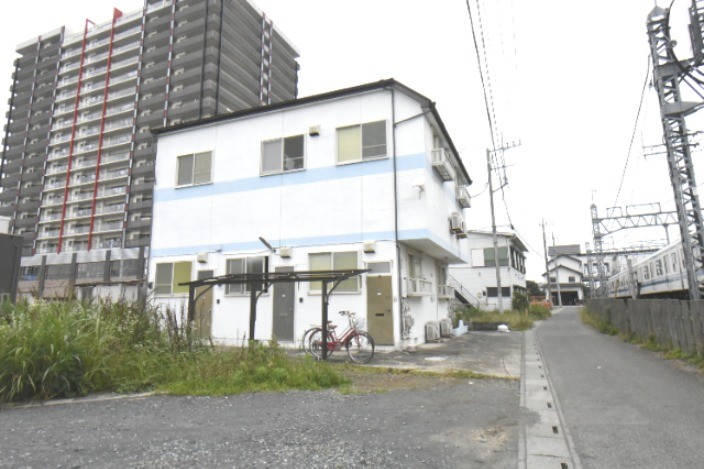 ��ʌ��������܎s��΋搼���P���ڂ̃A�p�[�g�̌����O��