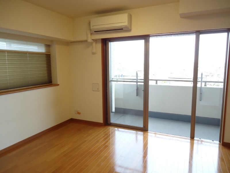 ��ʌ��������܎s��{���Ԓ��Q���ڂ̃}���V�����̂��̑������E�X�y�[�X