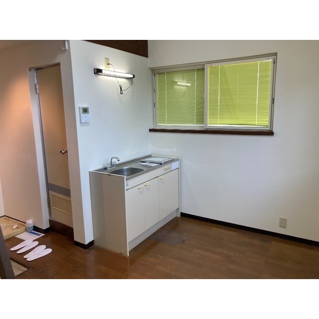 ��ʌ��������܎s��΋搼���P���ڂ̃A�p�[�g�̂��̑������E�X�y�[�X