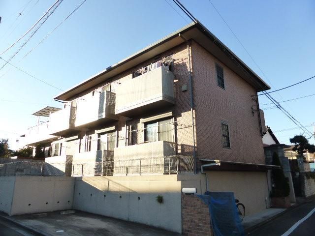 ��ʌ��������܎s�Y�a�挳���Q����27-14�̃A�p�[�g�̌����O��