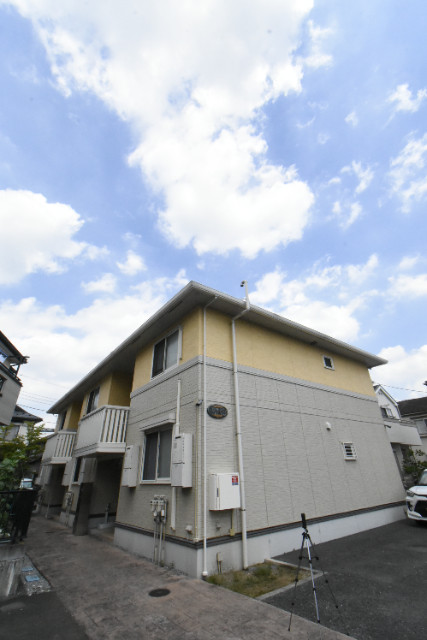 ��ʌ�����s�厚���˂̃A�p�[�g�̌����O��