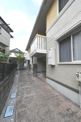 ��ʌ�����s�厚���˂̃A�p�[�g�̃G���g�����X