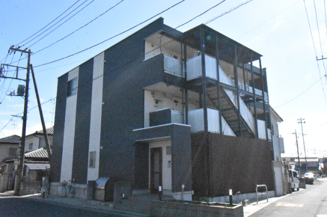 ��ʌ��@�c�s���R���ڂ̃A�p�[�g�̌����O��