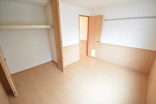 ��ʌ�����s�厚���˂̃A�p�[�g�̂��̑������E�X�y�[�X