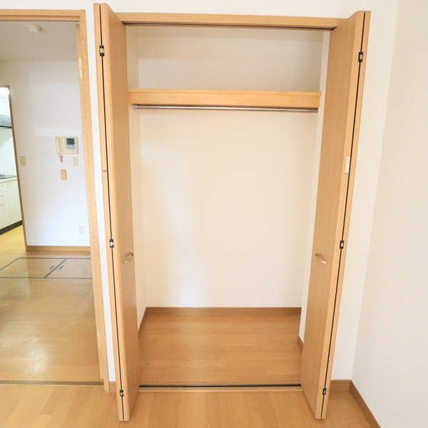 ��ʌ�����s��؂Q���ڂ̃}���V�����̎��[