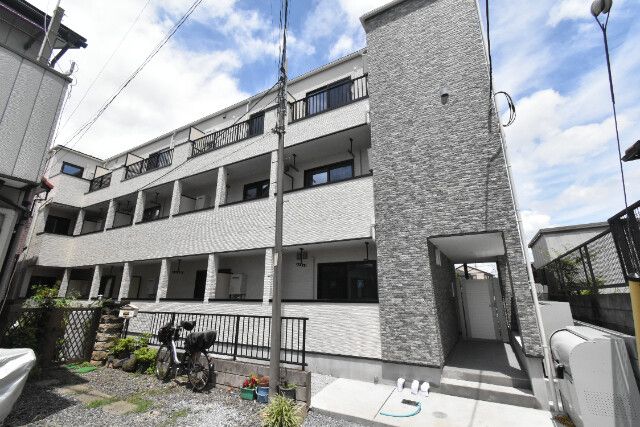 ʌ܎sS10-10-1̃Ap[ǧO