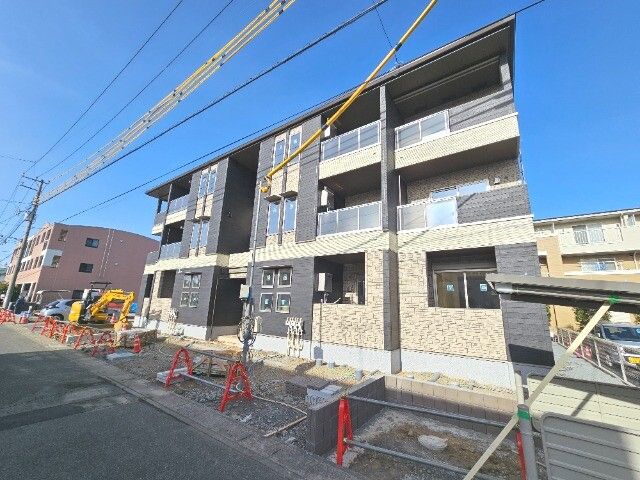 ��ʌ��k�����S�ɓޒ����h��S���ڂ̃A�p�[�g�̌����O��