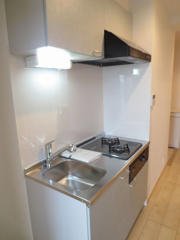 ��ʌ������s��ʖ�̃}���V�����̃L�b�`��