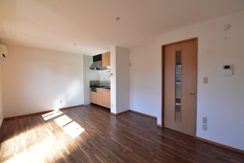 ��ʌ��������܎s����厚�󗈂̃A�p�[�g�̋��ԁE���r���O