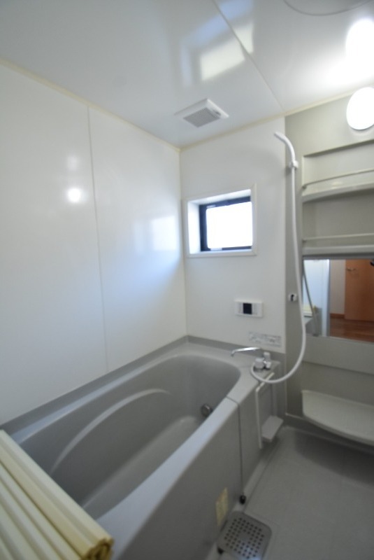 ��ʌ��������܎s����厚�󗈂̃A�p�[�g�̃o�X