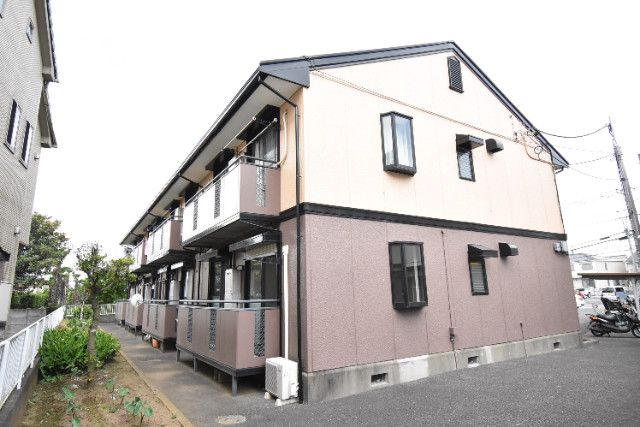 ��ʌ��������܎s�k����i���Q���ڂ̃A�p�[�g�̌����O��