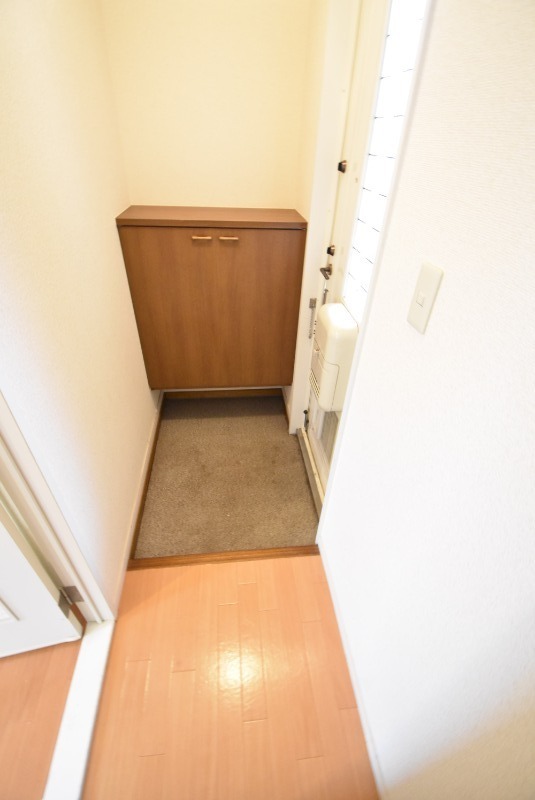 ��ʌ��������܎s�k����i���Q���ڂ̃A�p�[�g�̌���