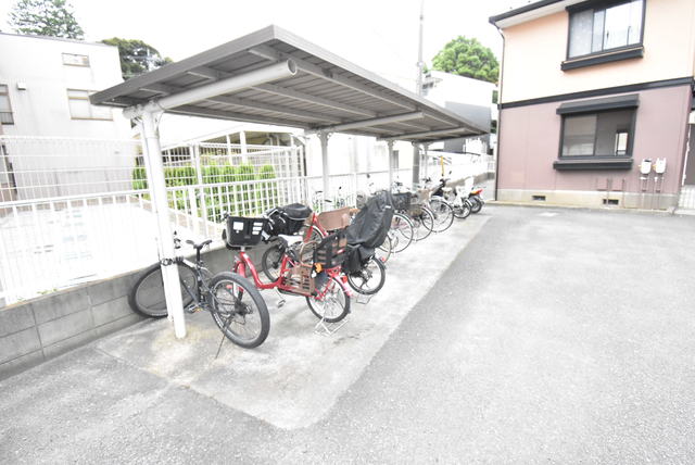 ��ʌ��������܎s�k����i���Q���ڂ̃A�p�[�g�̂��̑�