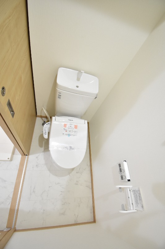 ��ʌ��������܎s�k��~�͒��̃}���V�����̃g�C��