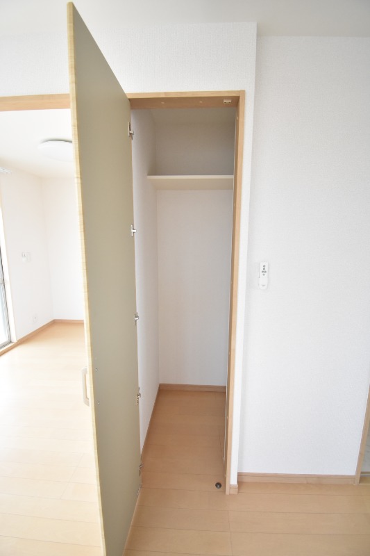 ��ʌ��������܎s�k��~�͒��̃}���V�����̎��[