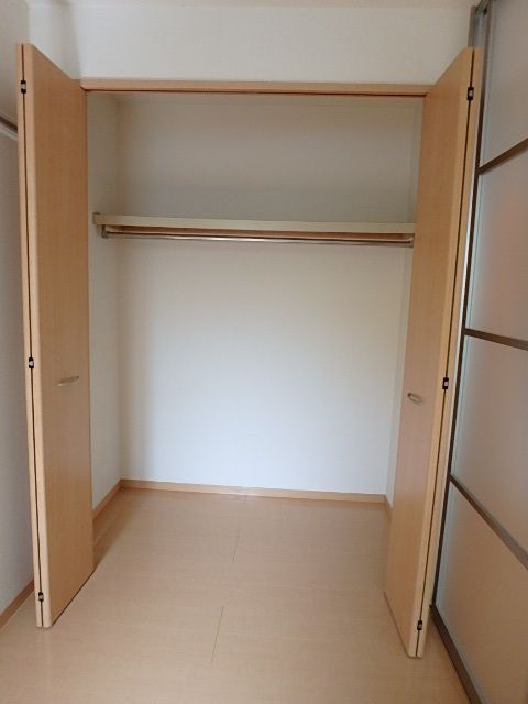 ��ʌ��������܎s�k��{�����Q���ڂ̃A�p�[�g�̎��[