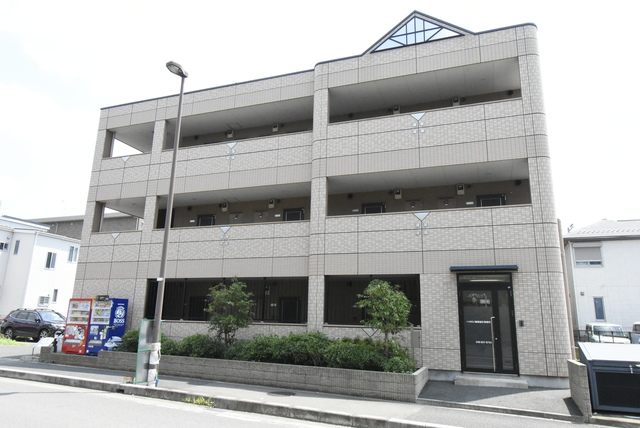 ��ʌ��������܎s���搼��{�P���ڂ̃}���V�����̌����O��