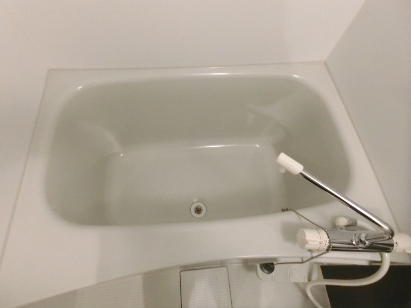 ��ʌ��������܎s��摾�c�E�Q���ڂ̃}���V�����̃o�X