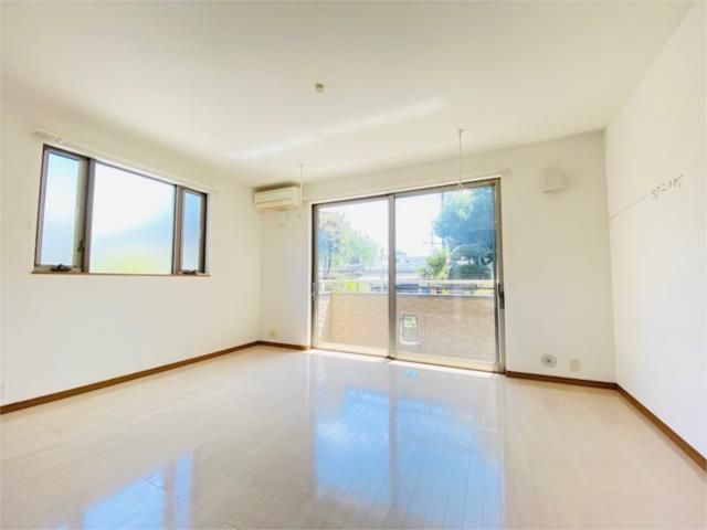 ��ʌ��z�J�s���z�J�T���ڂ̃A�p�[�g�̋��ԁE���r���O