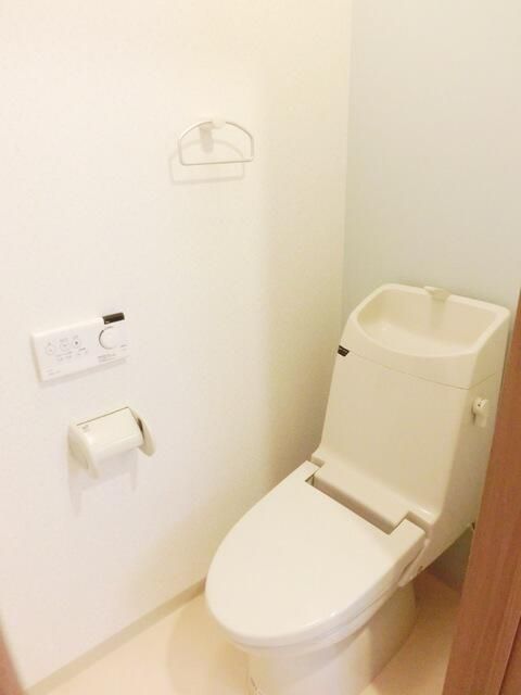 ��ʌ��z�J�s���z�J�T���ڂ̃A�p�[�g�̃g�C��