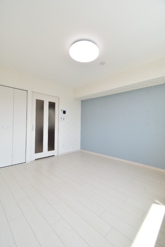 ��ʌ��������܎s�k��y�C���P���ڂ̃}���V�����̋��ԁE���r���O