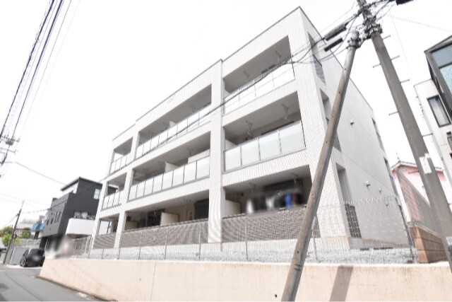 ��ʌ�����s����S���ڂ̃}���V�����̌����O��