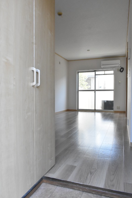 ��ʌ��������܎s��{�擌���Q���ڂ̃A�p�[�g�̌���