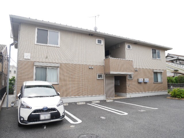 ��ʌ�����s�厚�����̃A�p�[�g�̌����O��