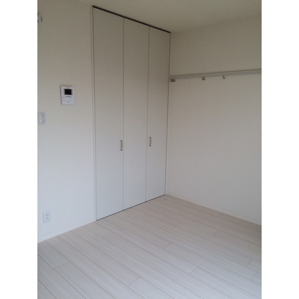 ��ʌ��������܎s�Y�a��{���Q���ڂ̃A�p�[�g�̂��̑������E�X�y�[�X