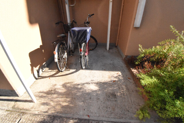 ��ʌ��������܎s�k����i���P���ڂ̃A�p�[�g�̂��̑�