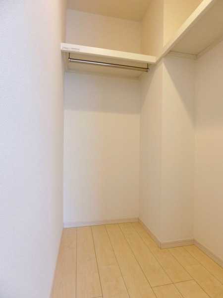 ��ʌ������s�h���Q���ڂ̃}���V�����̎��[