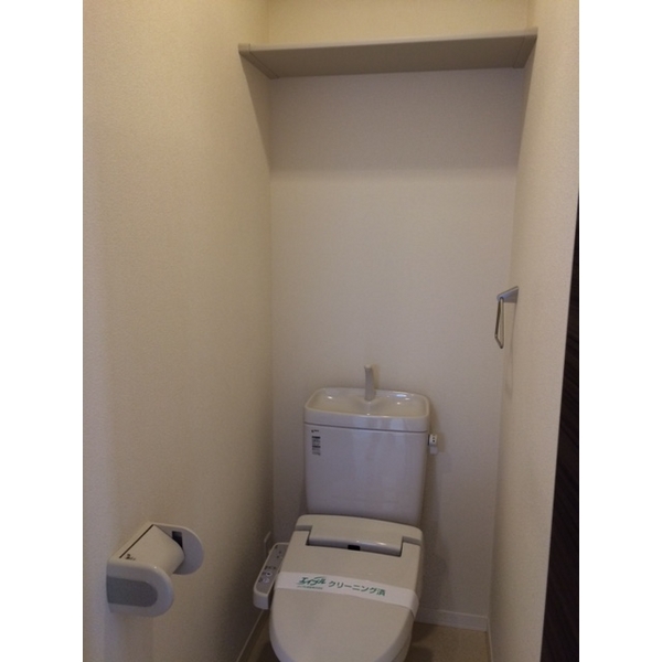 ��ʌ��������܎s�Y�a��{���Q���ڂ̃A�p�[�g�̃g�C��